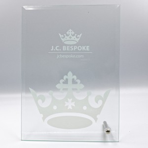 EXPRESS GLASS AWARD  - 178MM (4MM THICK)  AVAILABLE IN 3 SIZES